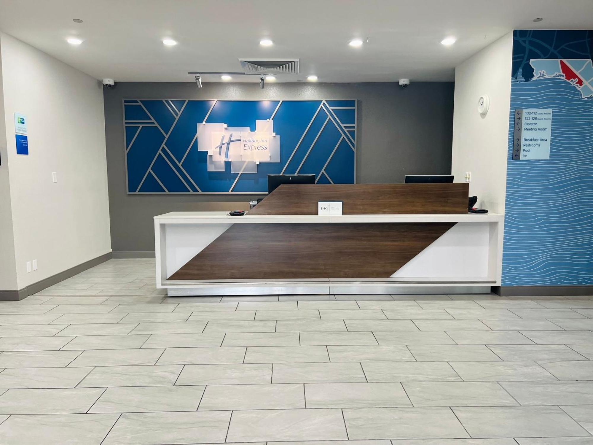 Holiday Inn Express & Suites Sebring By Ihg Екстериор снимка