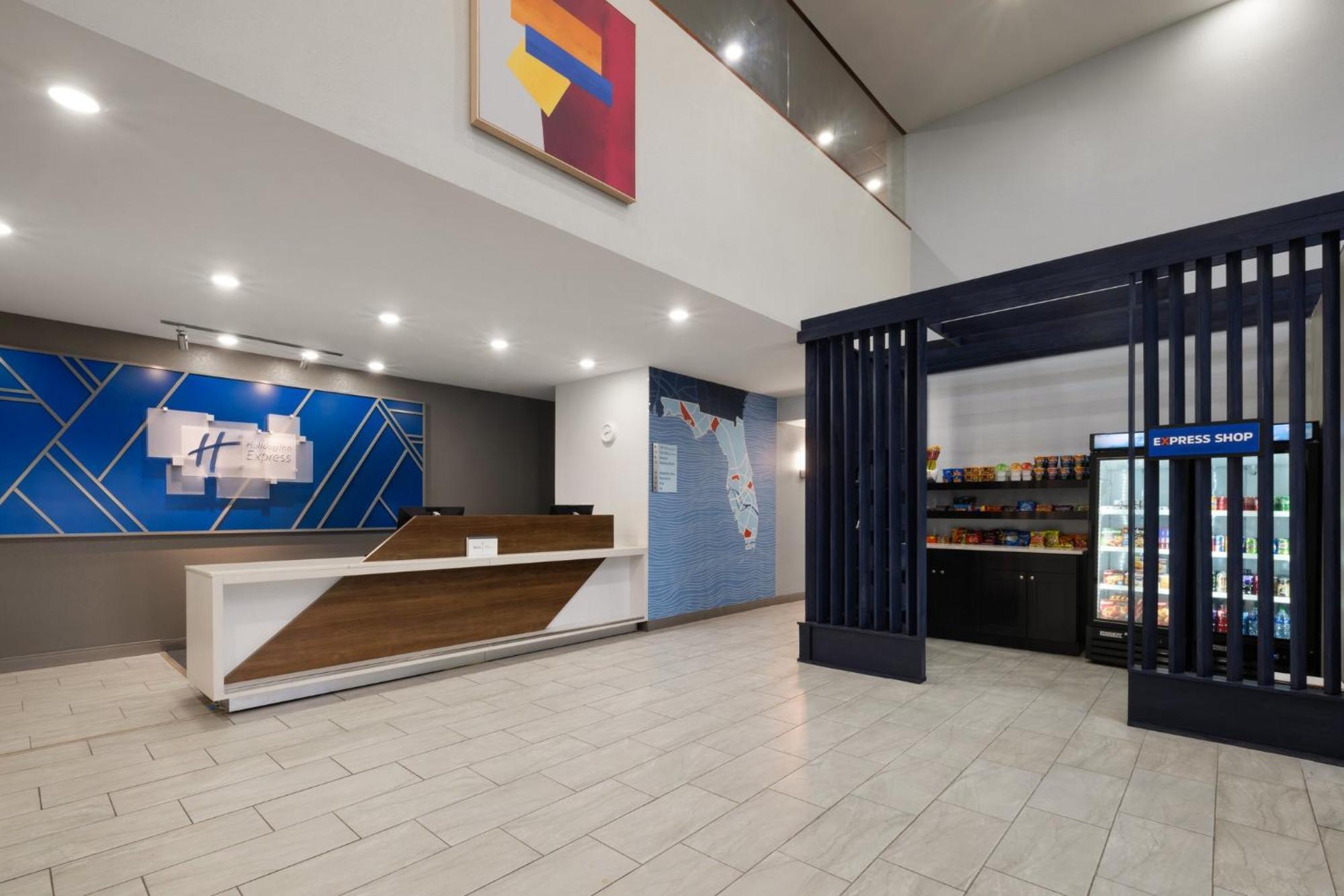 Holiday Inn Express & Suites Sebring By Ihg Екстериор снимка