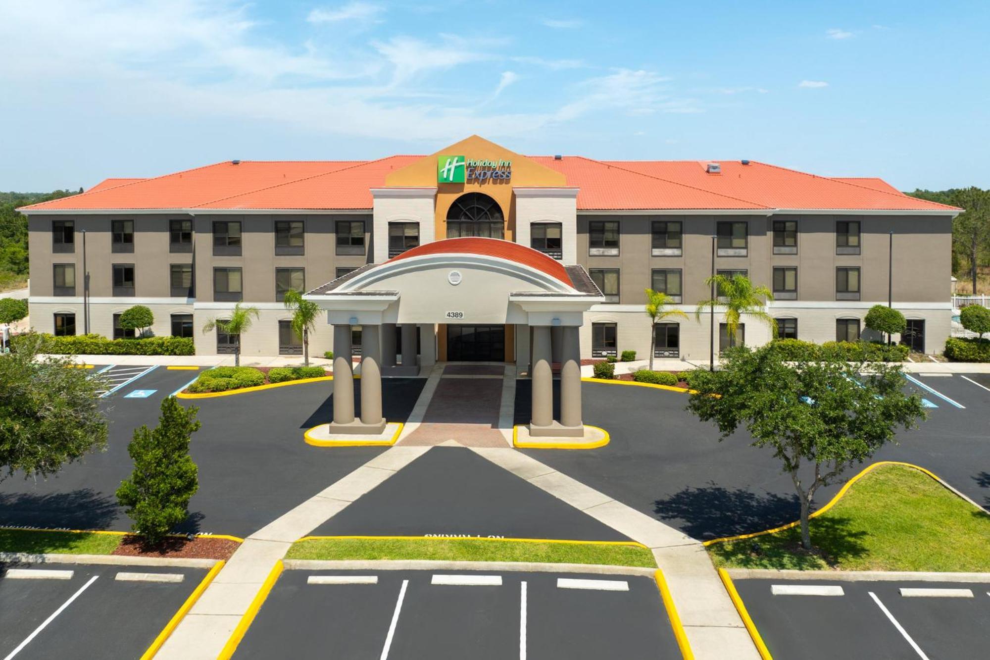 Holiday Inn Express & Suites Sebring By Ihg Екстериор снимка